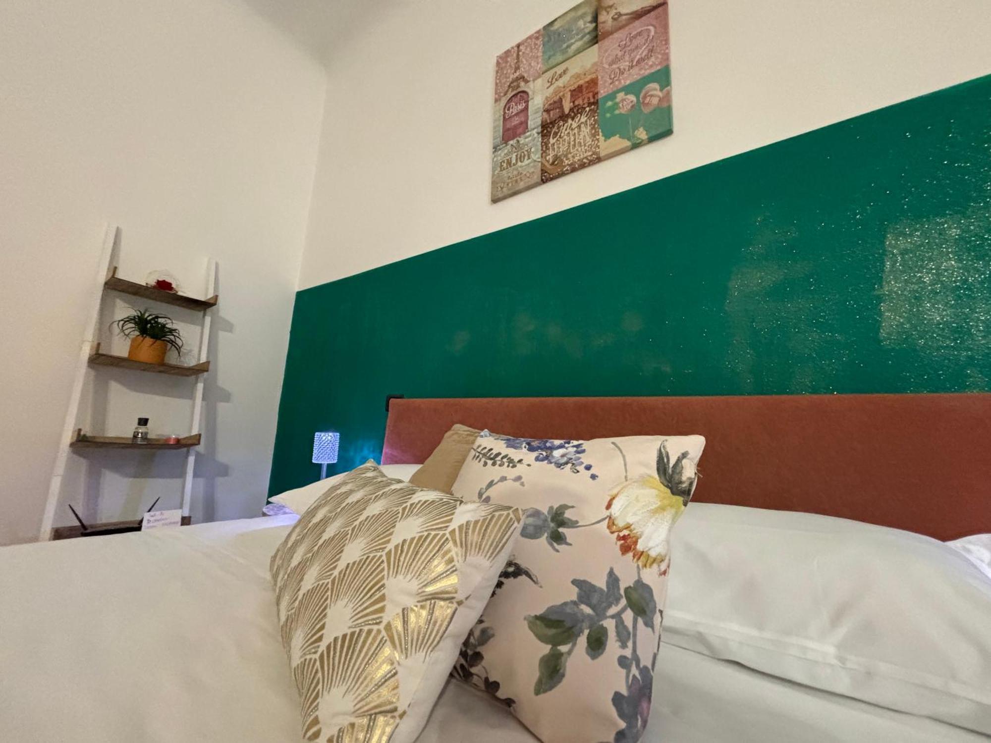 ホテル Rainbow Cinqueterre ラ・スペツィア エクステリア 写真